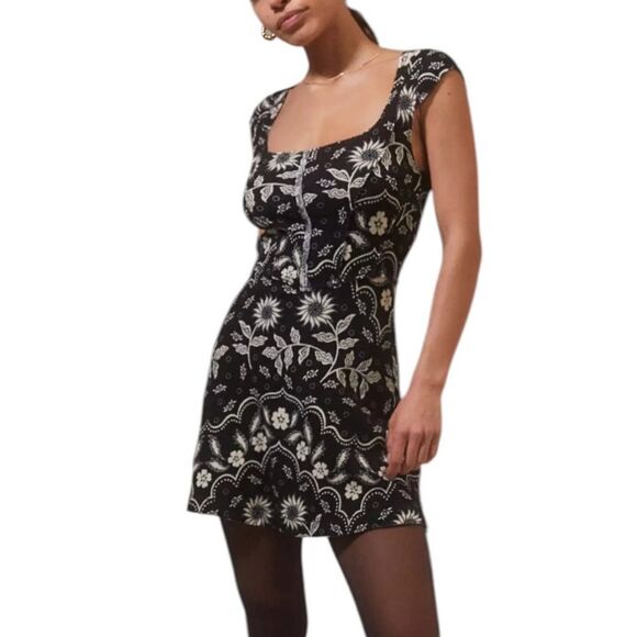 Y2K UO Women Small Floral Mini Dress Black White Stretch Boho Whimsigoth Western - Picture 3 of 13